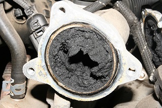 close up of full egr with soot